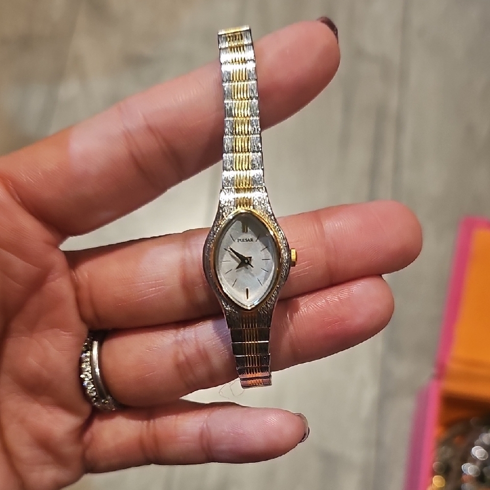 VINTAGE Women's Gold and Silver Watch